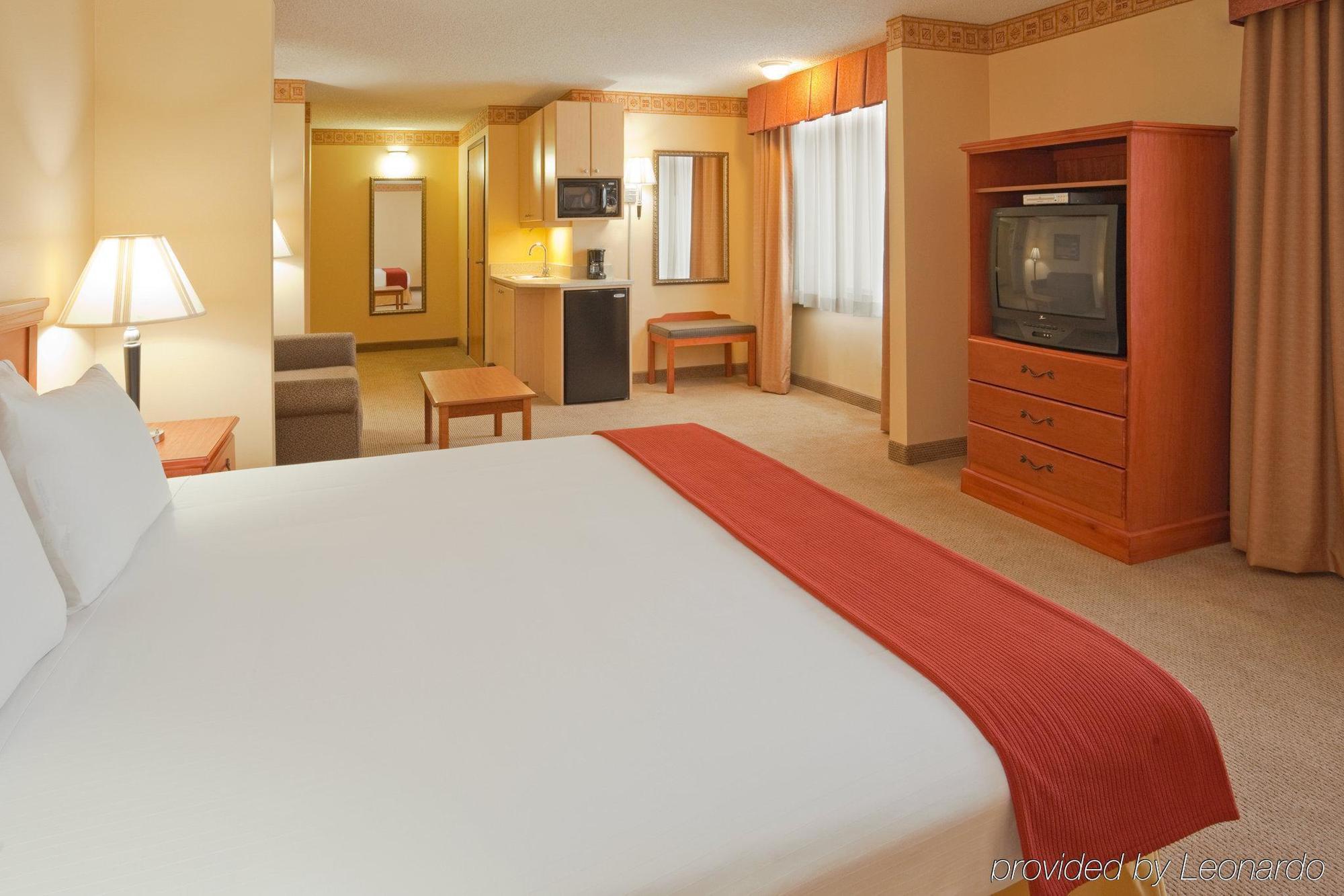 Holiday Inn Express Hotel & Suites Livermore By Ihg Rum bild